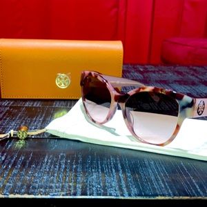 Tory Burch tortoise NWT sunglasses